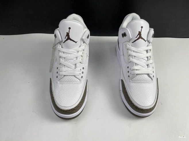 Boostmaster lin Jordan (2018) 3 Air Retro 136064-122 Mocha 0817